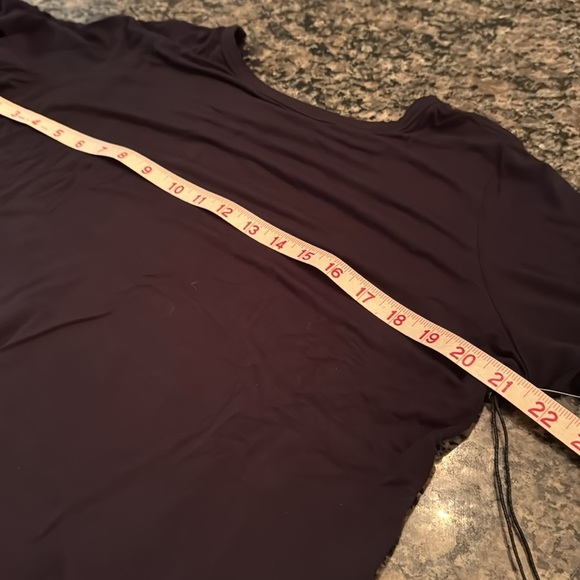 DG2 Diane Gilman black high low blouse NWT L - Picture 9 of 11